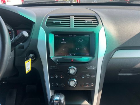 Used 2013 Ford Explorer XLT image 26