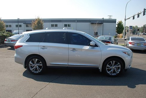 Used 2013 INFINITI JX35 AWD w/ Premium Pkg image 6