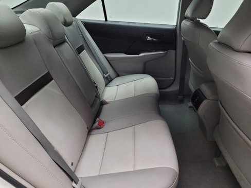 Used 2014 Toyota Camry XLE image 19
