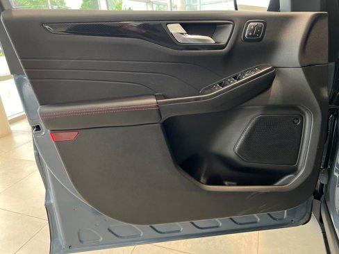 New 2025 Ford Escape ST-Line Elite w/ Tech Pack #2 image 13