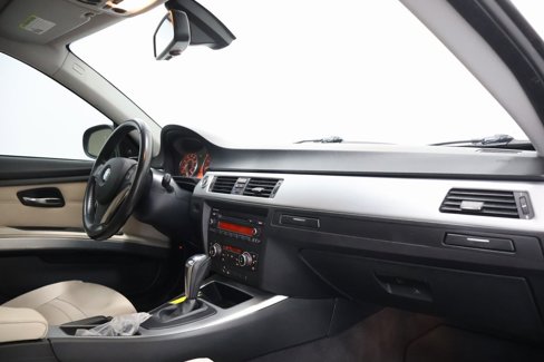 Used 2011 BMW 335i Coupe image 23