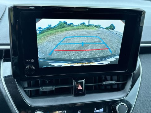 Used 2024 Toyota Corolla LE image 17