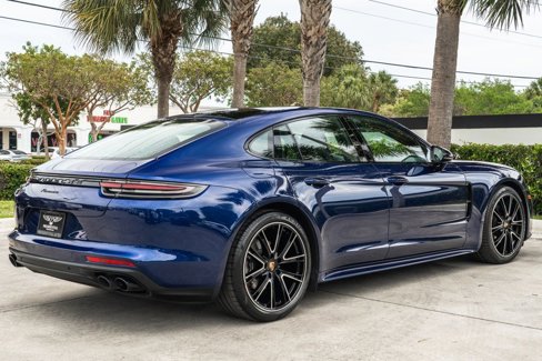 Used 2020 Porsche Panamera image 8