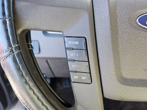 Used 2010 Ford F150 XLT image 17