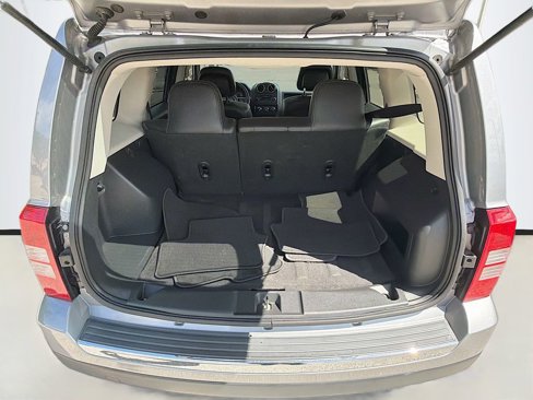 Used 2016 Jeep Patriot High Altitude image 26