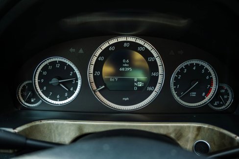 Used 2010 Mercedes-Benz E 350 4MATIC Sedan image 9