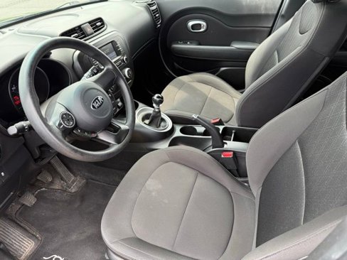 Used 2019 Kia Soul image 22