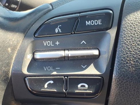 Used 2019 Hyundai Kona SEL image 21
