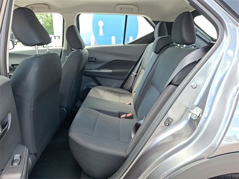 Used 2024 Nissan Kicks S image 14