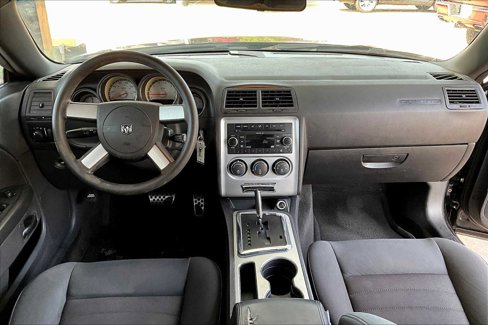 Used 2009 Dodge Challenger SE image 14