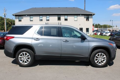 Used 2020 Chevrolet Traverse LS image 5