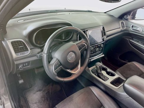 Used 2019 Jeep Grand Cherokee Altitude image 7
