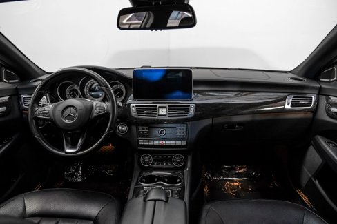 Used 2015 Mercedes-Benz CLS 400 image 9