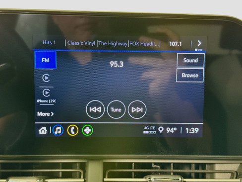 Used 2024 Chevrolet Trax RS image 14
