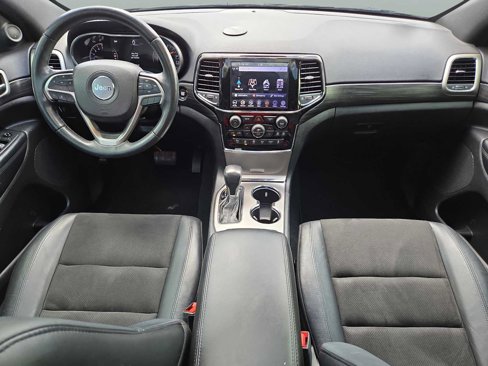 Used 2020 Jeep Grand Cherokee Altitude image 16