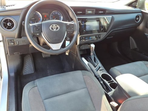 Used 2019 Toyota Corolla LE image 16