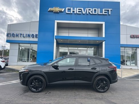 New 2025 Chevrolet Trax ACTIV w/ Sunroof Package image 3