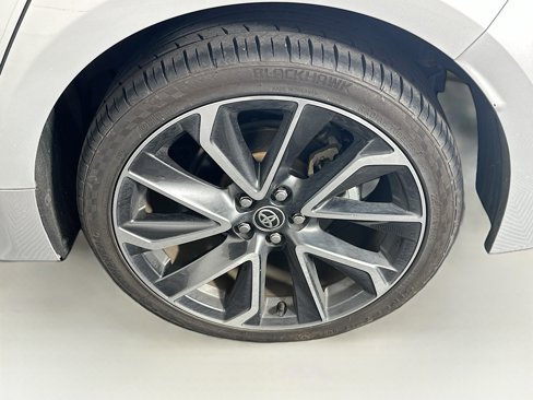 Used 2020 Toyota Corolla SE image 11