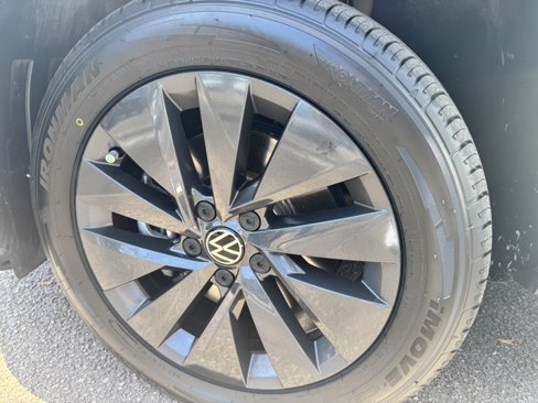 Certified 2023 Volkswagen Taos S image 30