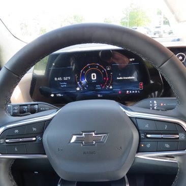 New 2025 Chevrolet Equinox ACTIV image 17
