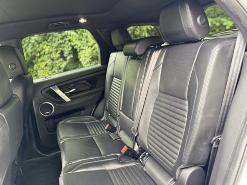 Used 2021 Land Rover Discovery Sport S image 15