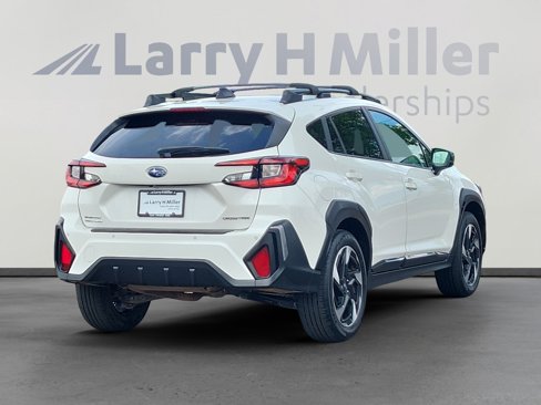 Used 2024 Subaru Crosstrek 2.5i Limited w/ Crosstrek Mirror Package image 5