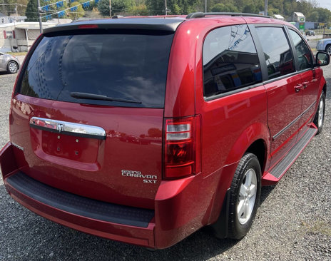 Used 2009 Dodge Grand Caravan SXT image 7