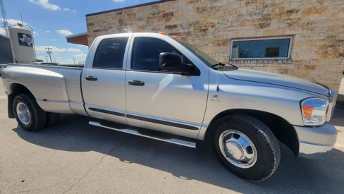 Used 2007 Dodge Ram 3500 Truck SLT image 16