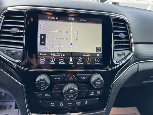 Used 2019 Jeep Grand Cherokee Limited image 28