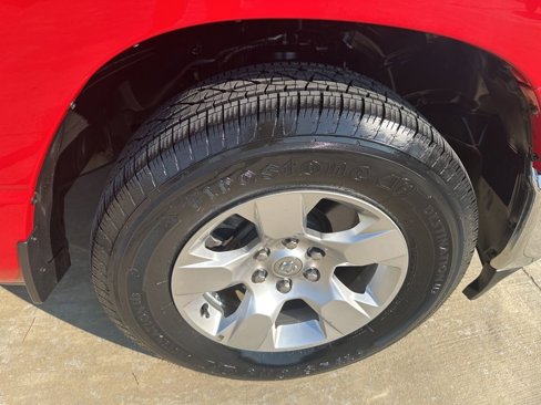 Used 2020 RAM 1500 Lone Star image 9