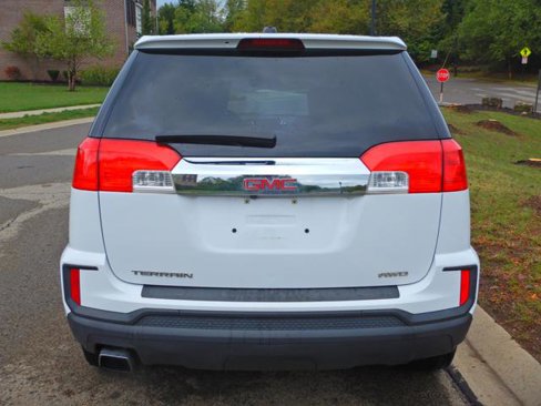 Used 2017 GMC Terrain SLE image 8