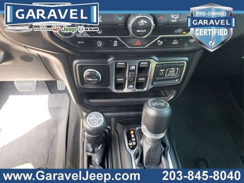 Used 2023 Jeep Wrangler Willys image 32