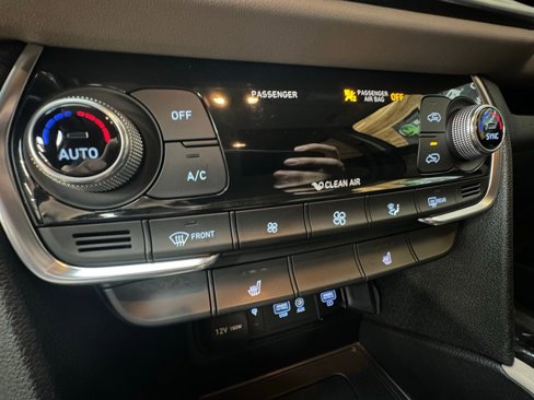Used 2020 Hyundai Santa Fe SEL w/ Convenience Package image 23