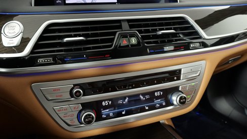 Used 2020 BMW 740i xDrive w/ Interior Design Package image 56
