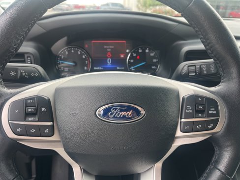 Used 2022 Ford Explorer XLT w/ Class IV Trailer Tow Package image 19