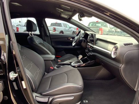 Used 2023 Kia Forte GT-Line image 24