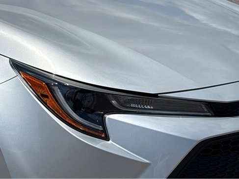 Used 2022 Toyota Corolla LE image 18