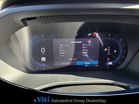Used 2025 Volvo XC40 B5 Core w/ Protection Package Premier image 14