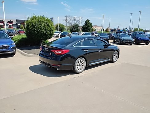 Used 2017 Hyundai Sonata Sport w/ Value Edition Package 02 image 6
