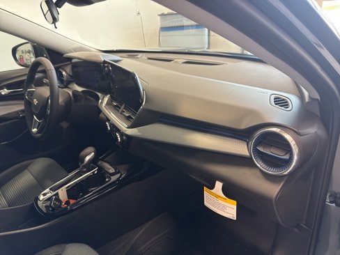 New 2025 Chevrolet Trax LT w/ Driver Confidence Package image 23