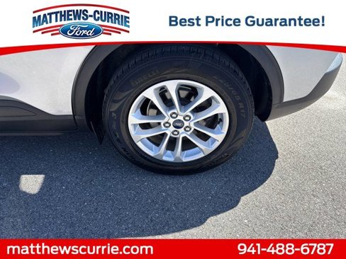 Certified 2020 Ford Escape SE image 14