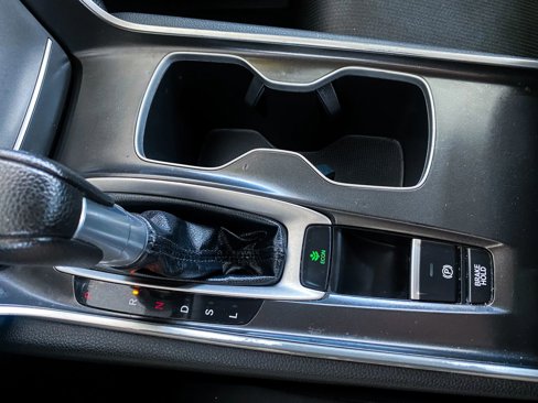 Used 2018 Honda Accord LX image 23