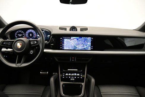 Certified 2024 Porsche Cayenne S image 22