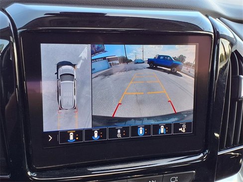 Used 2020 Chevrolet Traverse High Country image 17
