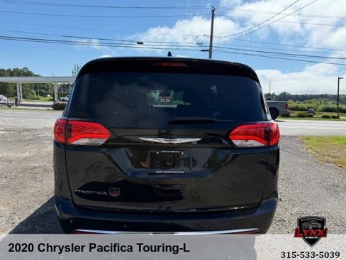 Used 2020 Chrysler Pacifica Touring-L image 4