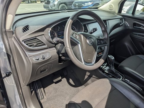 Used 2019 Buick Encore Preferred image 16