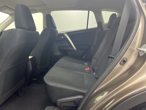 Used 2015 Toyota RAV4 XLE image 14