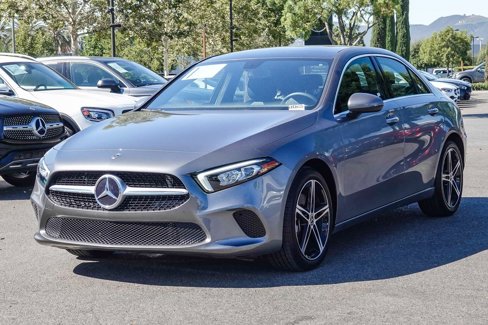 Certified 2022 Mercedes-Benz A 220 4MATIC image 3