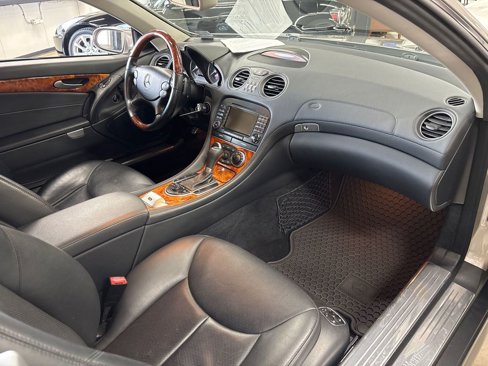 Used 2007 Mercedes-Benz SL 550 w/ Premium Pkg II image 37