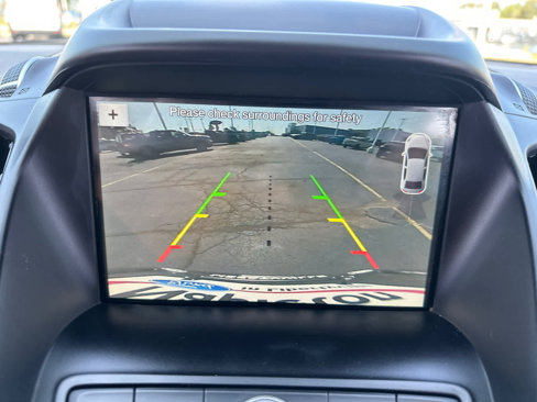 Used 2019 Ford Escape SEL image 18